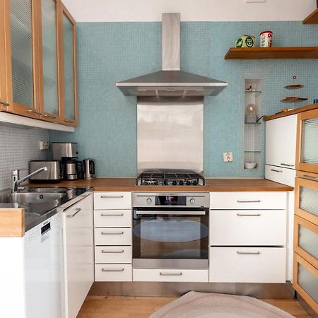 Poista 2Ndhomes Cozy And Compact 1Br Apartment In Kamppi Helsinki Exterior foto